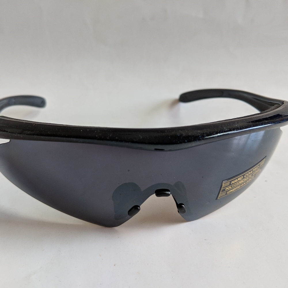 Vintage sports blade wrap around sunglasses